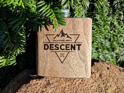 Descent | Veldfles | Dark Bamboo - platvinkje - drankflesje - reisartikelen