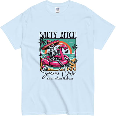 Grappig Dames Heren T Shirt – Skelet op Zwemring Flamingo – Salty Bitch Tekst – Zomer Cadeau – Blauw - S