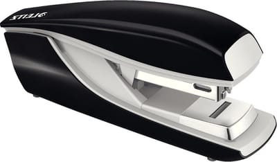 Ergonomische Metalen Nietmachine - Capaciteit Tot 30 Vel - Zwart - Inclusief Nietjes - Flat Clinch - NeXXt Serie 55050095