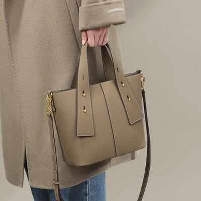 Tassen Herfst en Winter Schoudertassen Grote Capaciteit Populair Veelzijdig Modieuze Crossbodytassen voor Vrouwen gray