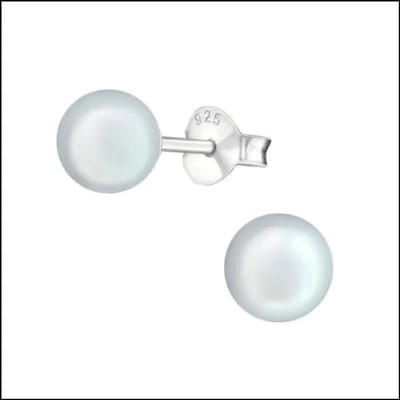 Aramat Jewels | Oorbellen | Zilveren Parel Oorbellen - Tijdloze Elegantie | 6mm / Licht Blauw | | | Zilver | Kinderen, Volwassenen | Verkleurd niet