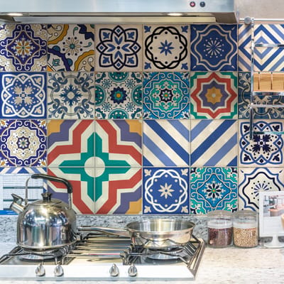 Zelfklevende tegelmuurstickers voor keuken en badkamer - 24 Chiara cementtegelstickers - 24 stickers 15x15cm