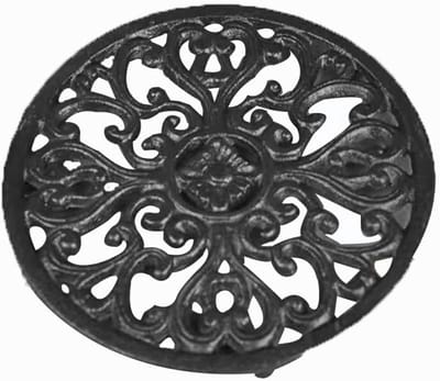 Gietijzeren Onderzetter - Pannenhouder Keuken - Tafel Beschermen - Hittebestendig Ontwerp - 17cm Diameter - Imitatie Roestkleur