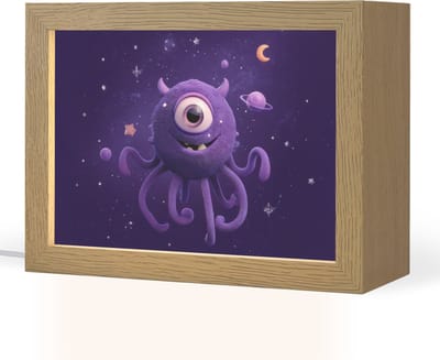 Nachtlampje 20x15 cm - Kinder lampje - Monster - Paars - Ruimte - Tafellamp kinderkamer - Slaapkamer lamp - Bedlamp kinderen - Kinderlampje stopcontact - Wandlamp babykamer - Nachtlampjes