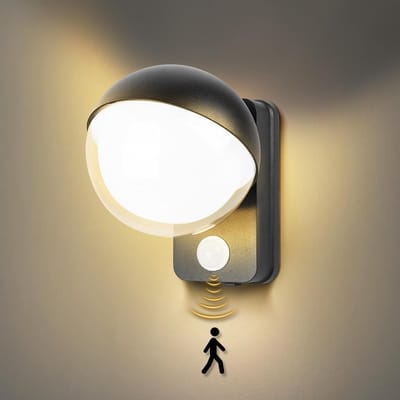 longziming -Buitenwandlamp met Bewegingssensor – LED 18W – Warm Wit 3000K – Verstelbare Lichtbundel – IP65 Waterdicht – Voor Tuin, Balkon & Gevel
