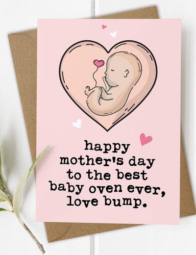 Roze 'Mom to Be' Kaart voor Moederdag - Grappig Cadeau van Zoon of Dochter