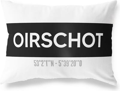 Tuinkussen OIRSCHOT - NOORD-BRABANT met coördinaten - Buitenkussen - Bootkussen - Weerbestendig - Jouw Plaats - Studio216 - Modern - Zwart-Wit - 50x30cm