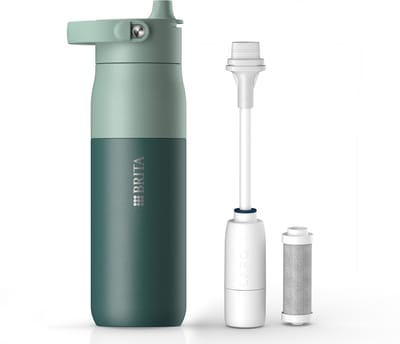 BRITA LARQ Essential waterfles met rietje en waterfilter - Groen - 680ml - RVS waterfles, dubbelwandige thermosfles (24h koud) incl. rietje & actieve koolstoffilter - filtert PFAS, chloor & meer