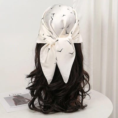 Luxe Bedrukte Satine Zijden Vierkante Sjaal Voor Vrouwen Sjaal Hijab Neckerchief Vrouwelijke Haarband Hoofdband Mode Wikkel Bandana 70x70cm white