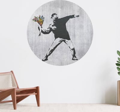 Muurcirkel zelfklevend behang - Banksy - Flower thrower, grey concrete - Wanddecoratie - 080cm behangcirkel - Ronde sticker voor aan de muur - Behangsticker verkrijgbaar in verschillende formaten