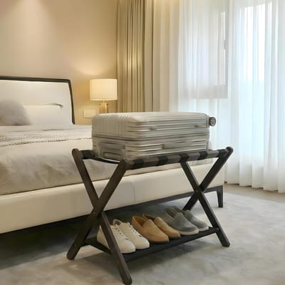 Bamboe Kofferstandaard opvouwbaar – Kofferrek met opbergvak en Nylon Riemen, Stevig X-Frame Kofferdrager voor Gastenkamer, Slaapkamer, Woonkamer, Hotel, Belastbaar tot 50 kg