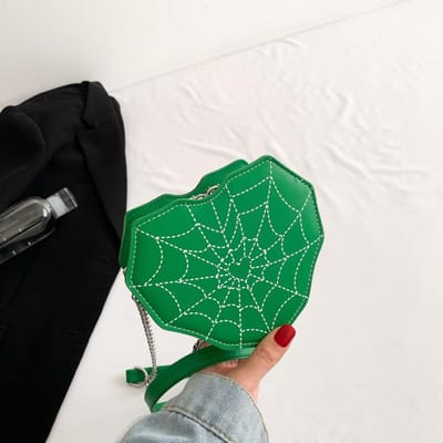 Hoogwaardige Nieuwe Zoete Meisje Coole en Pittige Liefde Crossbody Tas Persoonlijkheid Vleermuis Glanzend Gezicht Ketting Schoudertas green