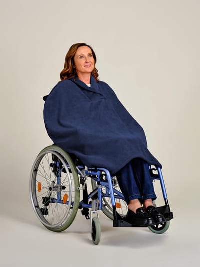 Zomer rolstoelcape | Rolstoelcape Dames | Rolstoel zomer poncho | 4Care | Marine