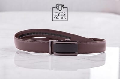 Bruine lederen riem zonder gaatjes met automatische gesp voor heren ( model N323 )