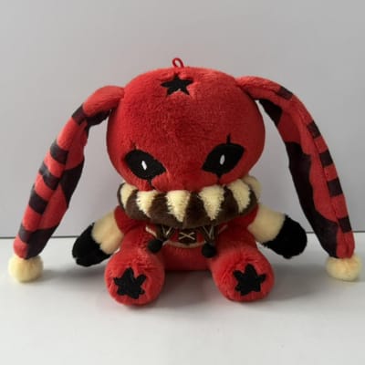 Nouveau Le Cirque des Freaks Peluche Bouffon Pierrothe Arlequin Freaks Pierrot Peluche Jouet Périphériques Anime Jeu Peluche Pendentif Cadeau