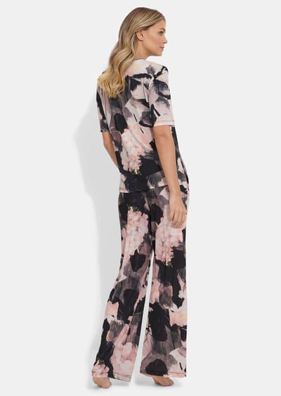 Pyjama met grote bloemenprint - rosé / antraciet / gedess. - Gr. 20 van Goldner Fashion
