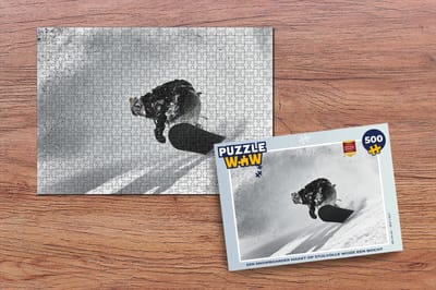 Puzzel Een snowboarder maakt op stijlvolle wijze een bocht - Legpuzzel - Puzzel 500 stukjes