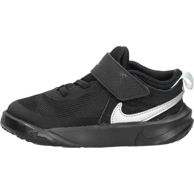 Nike - Team Hustle D 10 Zwart 26