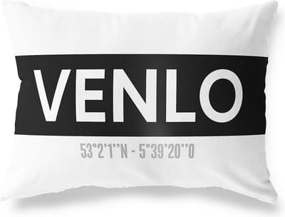 Tuinkussen VENLO - LIMBURG met coördinaten - Buitenkussen - Bootkussen - Weerbestendig - Jouw Plaats - Studio216 - Modern - Zwart-Wit - 50x30cm