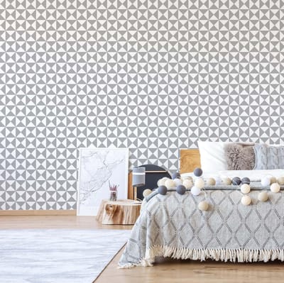 Fotobehang - Vlies Behang - Geometrische grijs-wit driehoeken - 416 x 290 cm