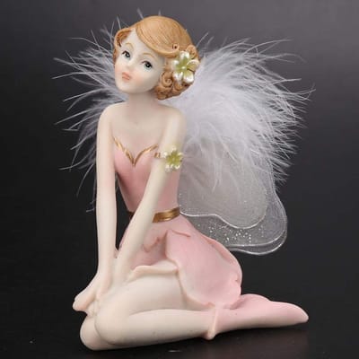 Dailygoods- Engel Beeldje Handgemaakt - Hars Ornament - Decoratie - Vleugels - Lichtgewicht - Duurzaam Vakmanschap - Decoratiebeeldje