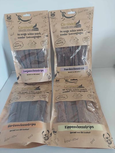 Carniwell - mixpakket natuurlijke strips 4 smaken a 100gr - hondensnacks - hert - paard - konijn - kip
