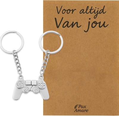 Koppel Sleutelhanger voor 2 'Voor altijd van jou' - Controller - Sleutelhanger set op Cadeau Kaartje - Zilverkleurig - Persoonlijke Hanger - Pax Amare