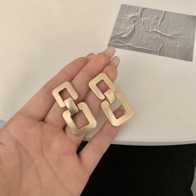 Europese En Amerikaanse Vierkante Mode Eenvoudig Minderheidsontwerp Gevoel van Individualiteit Retro Ins Stijl Veelzijdige Metalen Oorbellen brown