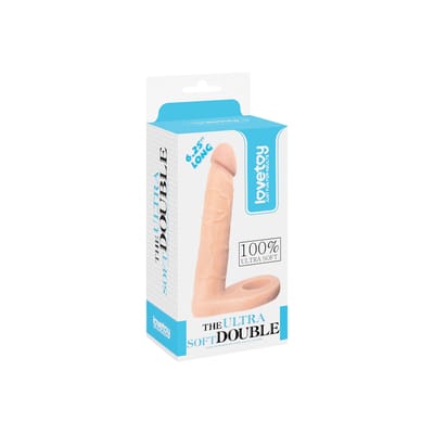 Lovetoy - The Ultra Soft Dude - Dildo met Cockring - Dubbele Penetratie - 16 cm