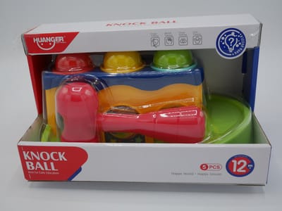 Knock ball ,ballenbaantje met hamer voor de kleintjes
