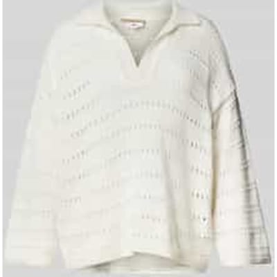 Gebreide pullover met ajourpatroon