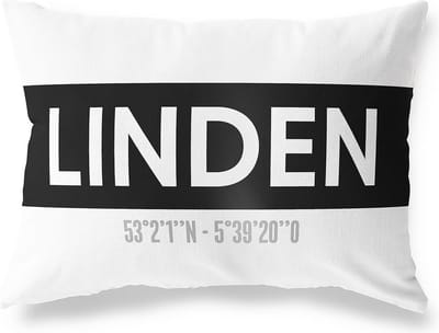 Tuinkussen LINDEN - NOORD-BRABANT met coördinaten - Buitenkussen - Bootkussen - Weerbestendig - Jouw Plaats - Studio216 - Modern - Zwart-Wit - 50x30cm