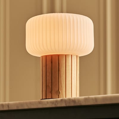 Tavellio Margaux Oplaadbare Tafellamp – H20 – Hout en Glas – Lichtbruin