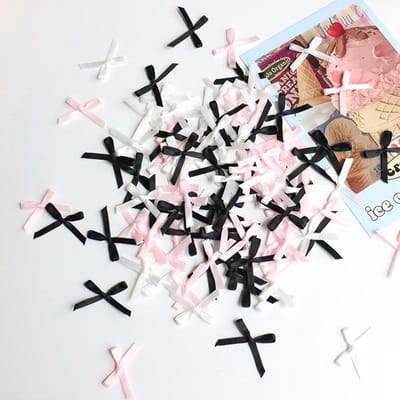 100 stuks Mini Lint Strikjes in Assorti Kleuren Schattige DIY Knutselaccessoires voor Cadeauverpakking & Decoraties