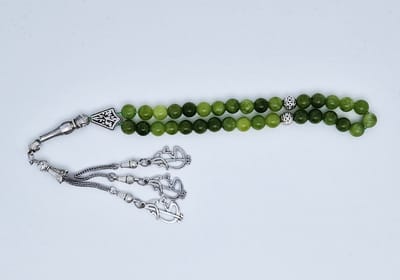 Handgemaakte tesbih "tasbih" natuursteen " Kraal Koreaanse jade" - Aantal kralen 33 - Diameter kralen 8 MM - met metaal tassel "model 4" - Een mooi cadeau-idee
