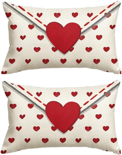 Valentijn decoratie - Valentijnsdag kussenslopen met envelopsluiting - 2 stuks - 30*50 cm - Hoogwaardig polyester - Dubbelzijdig bedrukt - Geschikt voor thuis of als vakantiedecoratie
