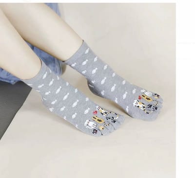 Dames Teensokken - teen sokken - toe socks - grijs - wit - leuke print 3 katten - vis - vissen - 36 -40 - cadeau - sport - yoga - fitness - pilates - runner teen sokken - teenslipper sokken