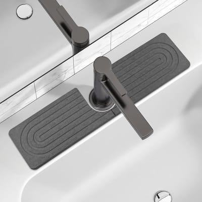 Water Tap Mat Set van 2 Stuks, Sneldrogende Diatomiet Mat voor Keuken en Badkamer, Inclusief Silicone Zeepdish, 40 x 10 cm, Donkergrijs