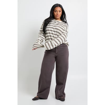 boohoo Dames Plus Mid Waist Baggy Skater Jeans | Chocolate | Maat: 28