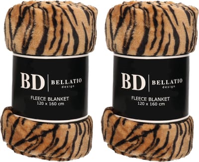 Bellatio design Plaid - 2x - fleece deken - in tijger dieren print - 120 x 160 cm - dekentjes