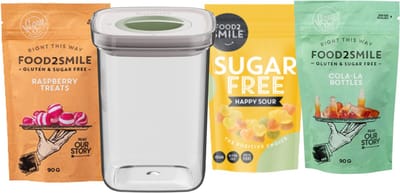 & FRIENDS | Food2Smile + Smart Seal 1L Happy Sour - Cola-la Bottles - Berry Treats - Transparant -