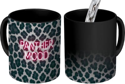 Magische Mok - Foto op Warmte Mokken - Koffiemok - Panterprint - Zwart - Neonletters - Roze - Magic Mok - Beker - 350 ML - Theemok