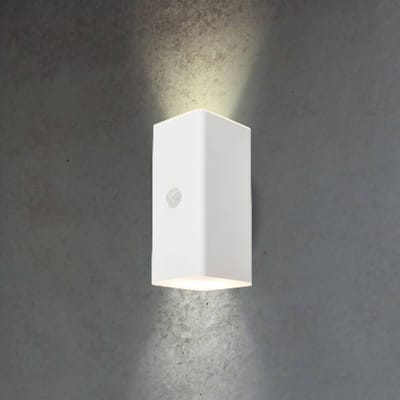 BRILONER Kuni - Buitenlamp met bewegingssensor - buitenverlichting met oplaadbare batterij - tuinverlichting met USB -- 15,5 x 6,5 x 8,5 cm - Wit