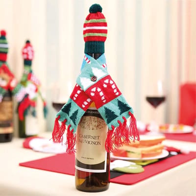 Wijnfles Decoratie Kerst - Kerstsjaal & Kerstmuts Decoratie - Wijn - Kerstcadeau - Kerst - Kerstdiner Decoratie