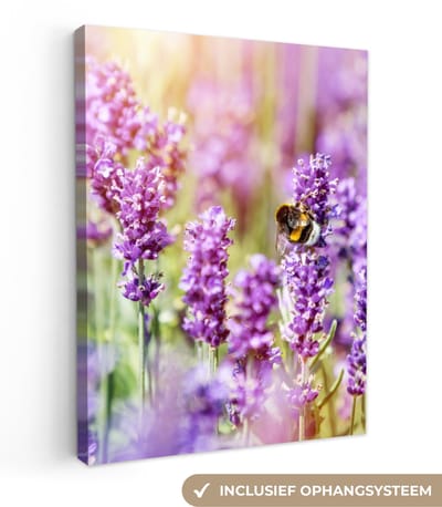 Canvas schilderij 30x40 cm - Wanddecoratie Lavendel - Bij - Bloemen - Natuur - Muurdecoratie woonkamer - Slaapkamer decoratie - Kamer accessoires - Schilderijen op canvas
