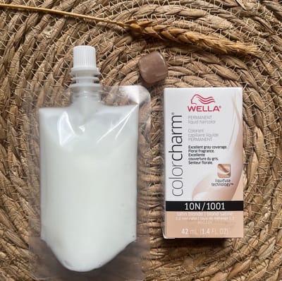 Wella Color Charm Permanent Liquid Haircolour - 10N + developer - Satin Blonde - Wella Haarkleuring - Haarverf - Lichtblond - Light Blonde - Ash Blonde - Platinum Blond - Anti Geel
