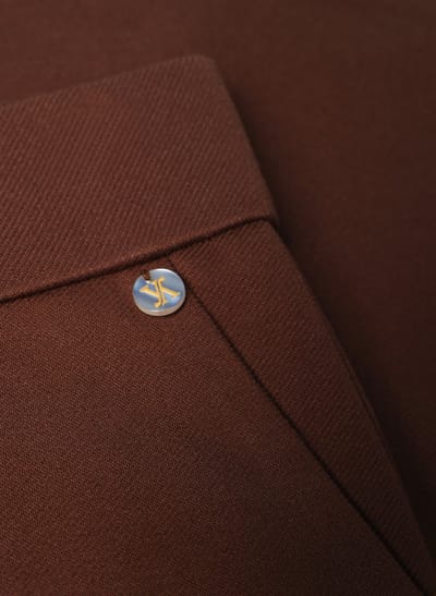 YEST Paloma Essential Bottoms - Copper Brown - maat W46 / L30