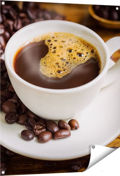 Gards Tuinposter Kopje Koffie met Koffiebonen - 80x100 cm - Tuindoek - Tuindecoratie - Wanddecoratie buiten - Tuinschilderij