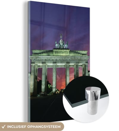 ® Glasschilderij 120x180 cm - Schilderij acrylglas - De Brandenburger Tor in het Duitse Berlijn met een kleurrijke hemel - Foto op glas - Muurdecoratie woonkamer - Wanddecoratie slaapkamer - Schilderijen