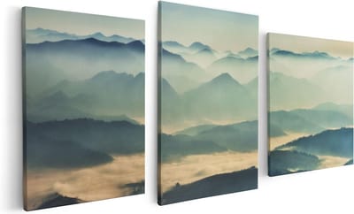 Artaza Canvas Schilderij Drieluik Heuvel Landschap Tijdens De Mist - 120x60 - Foto Op Canvas - Canvas Print